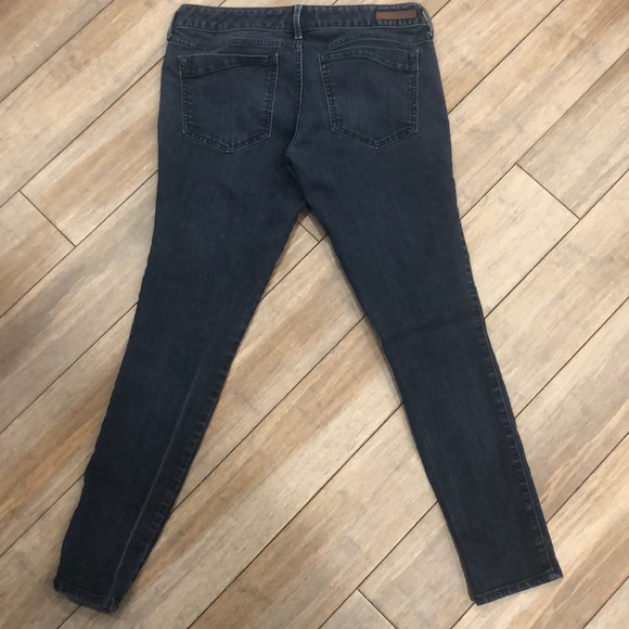 Jeans - Picture 2 of 3